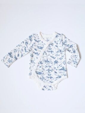 MAMAN Jannie Storytime Toile Wrap Bodysuit – 0-3 Months